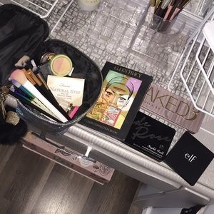 Huge makeup bundle